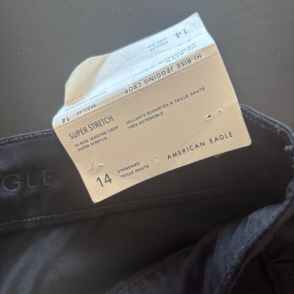 American Eagle Black Super Stretch Hi-Rise Jegging Crop- Size 14 Regular - Picture 7 of 9